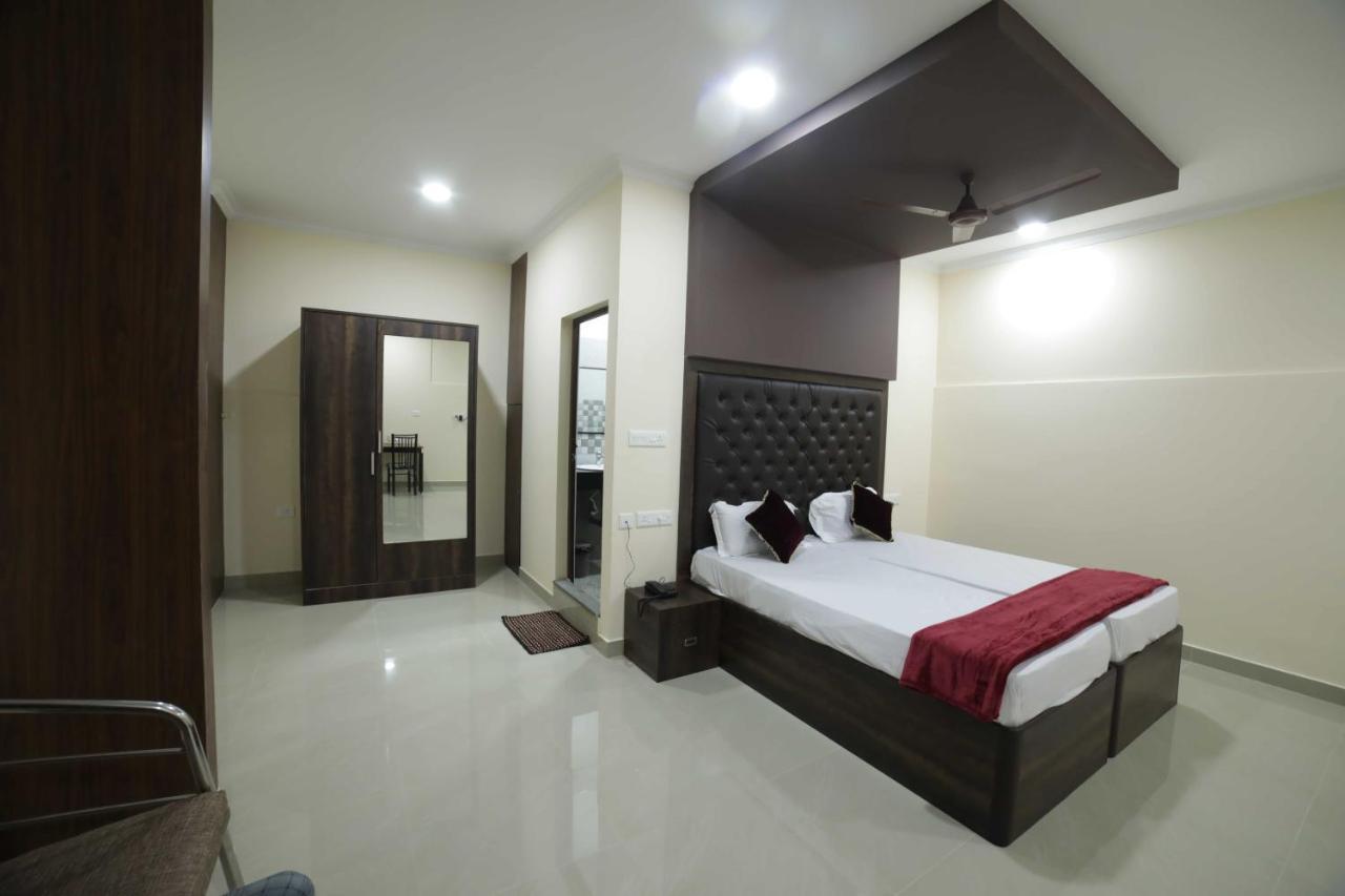Shivalaya Residency Aparthotel *